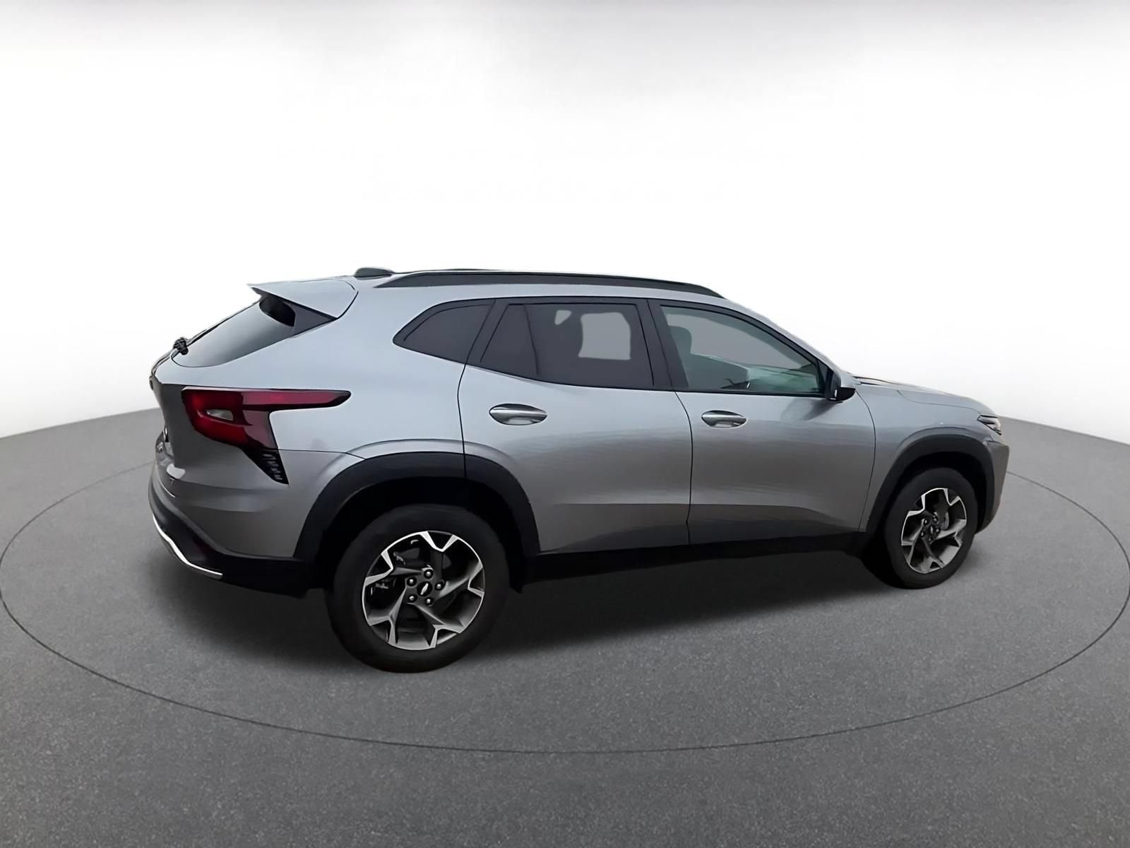 Thumbnail: 2025 Chevrolet Trax - 14