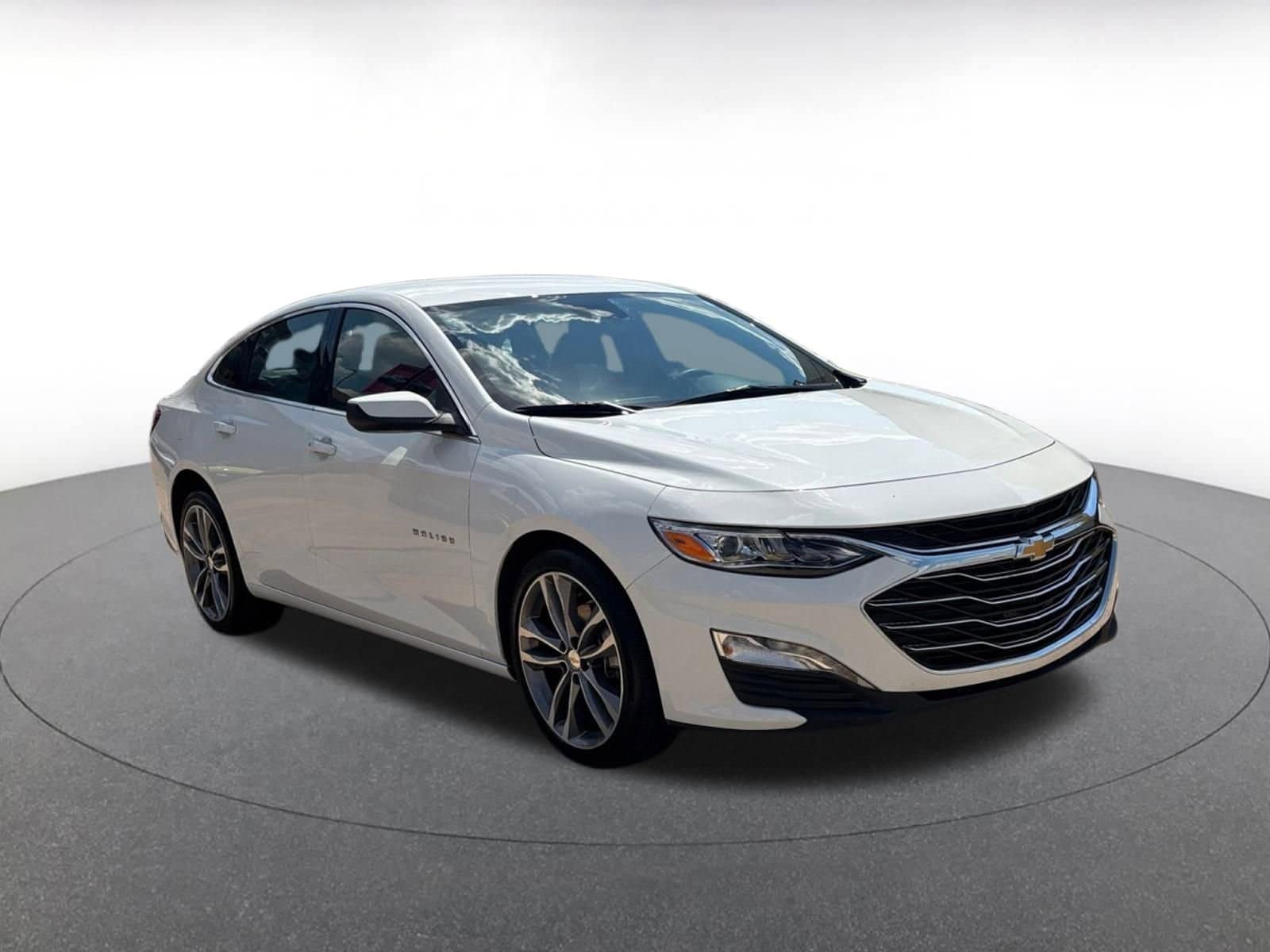 Thumbnail: 2024 Chevrolet Malibu - 1