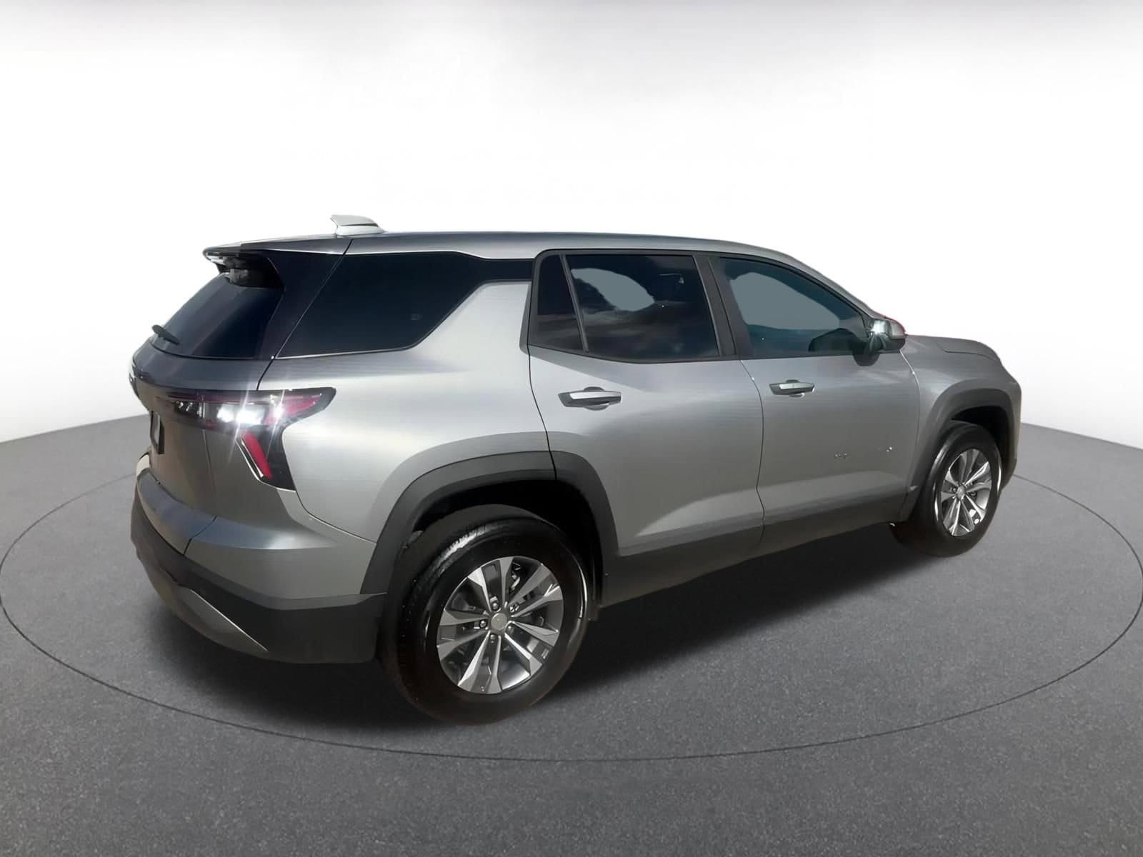 Thumbnail: 2025 Chevrolet Equinox - 15