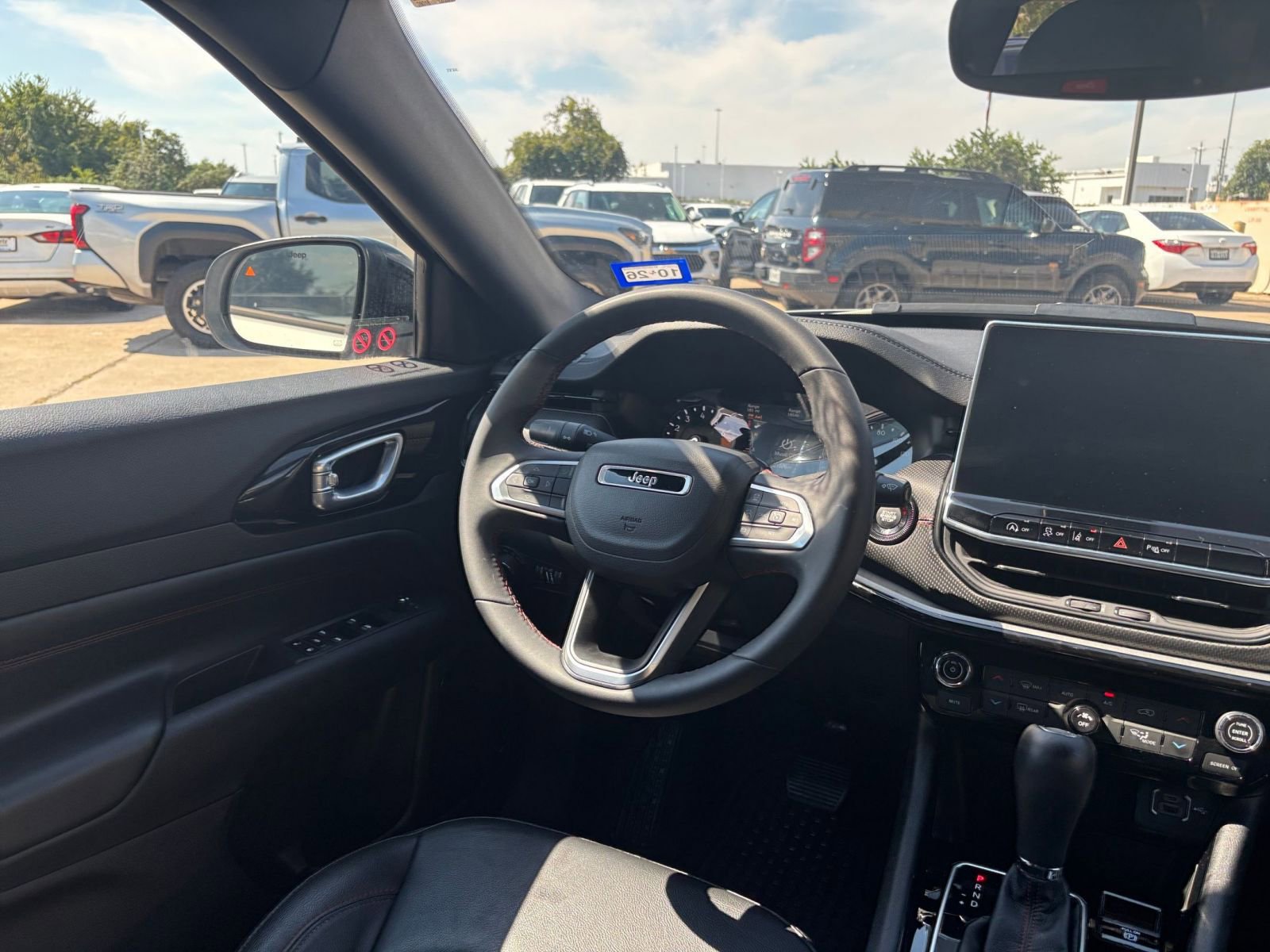 Thumbnail: 2025 Jeep Compass - 32