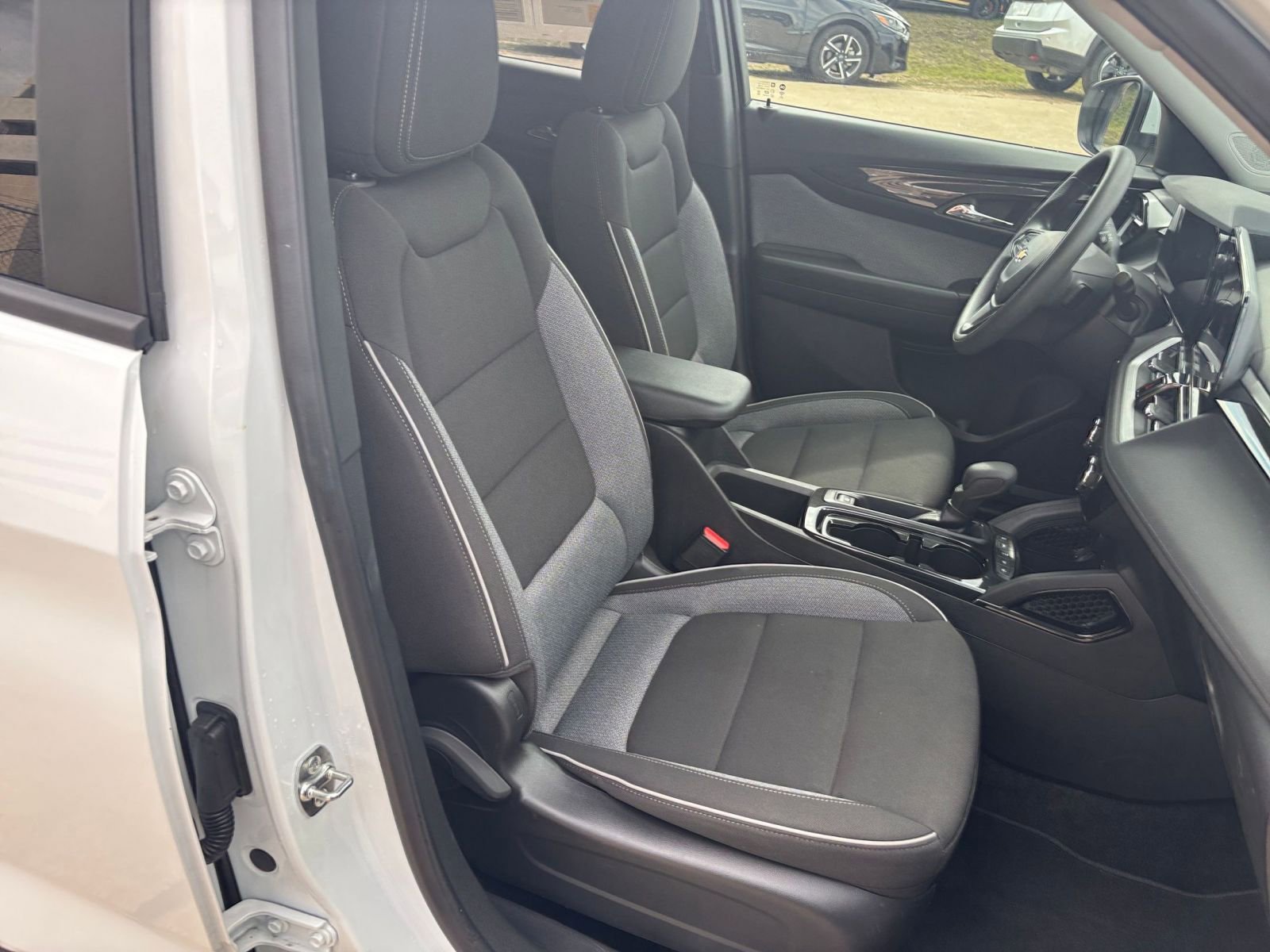 Thumbnail: 2025 Chevrolet TrailBlazer - 34