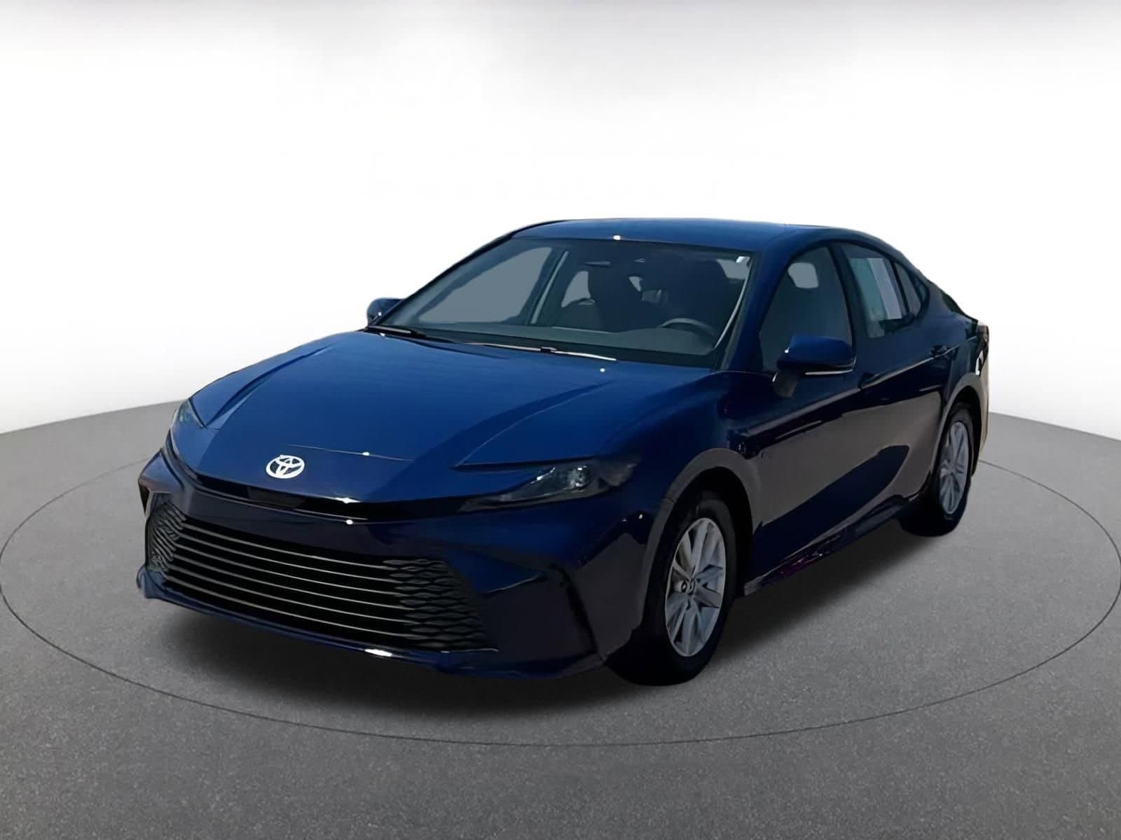 2025 Toyota Camry LE 5