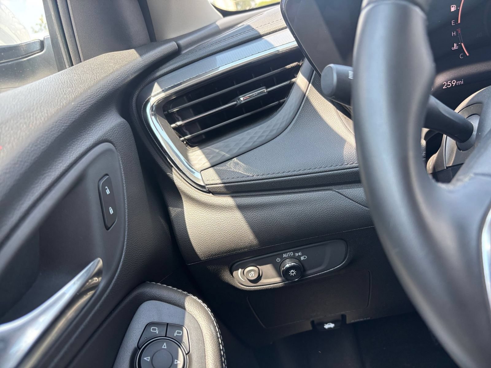 Thumbnail: 2025 Buick Encore GX - 28