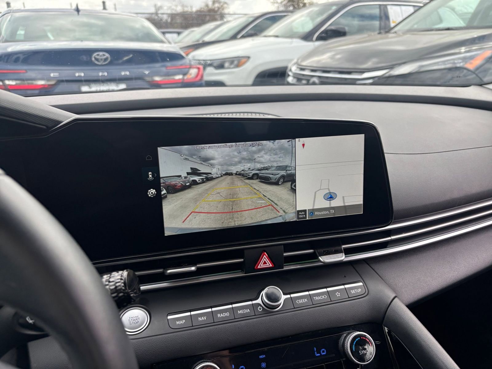 Thumbnail: 2025 Hyundai Elantra - 23