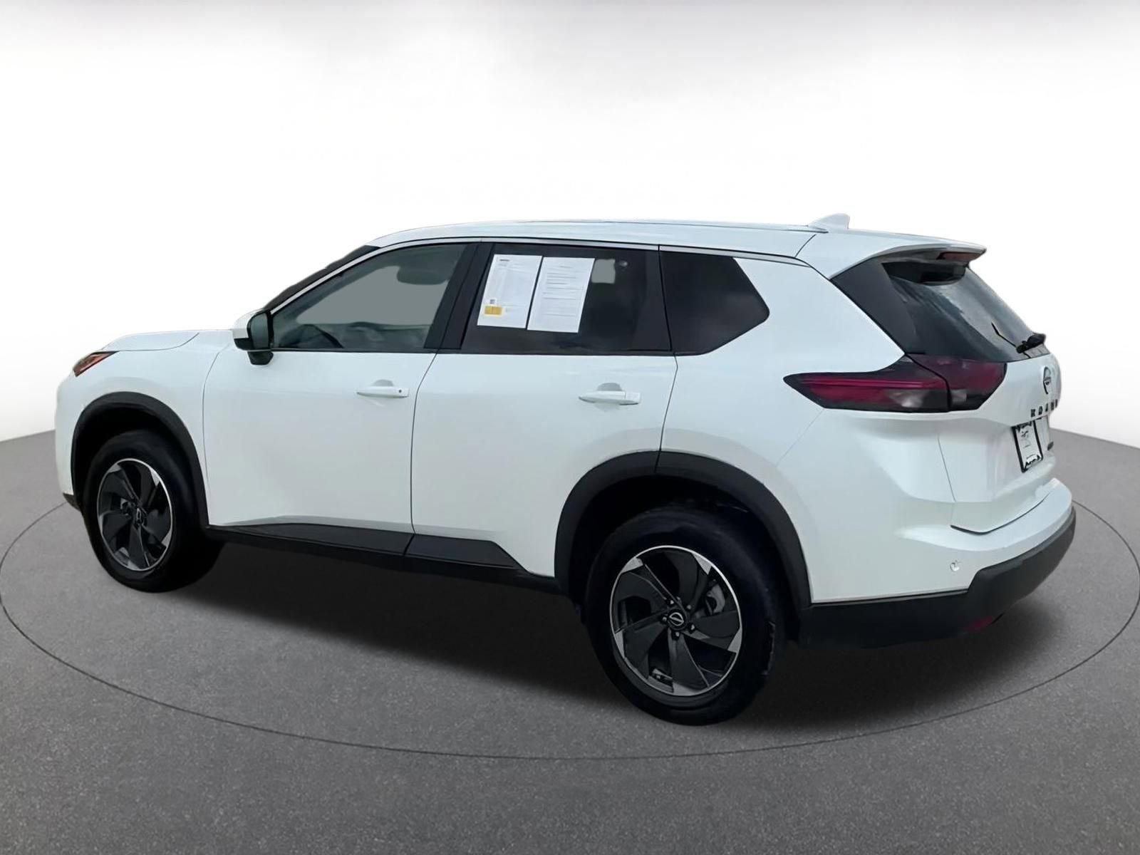Thumbnail: 2024 Nissan Rogue - 8
