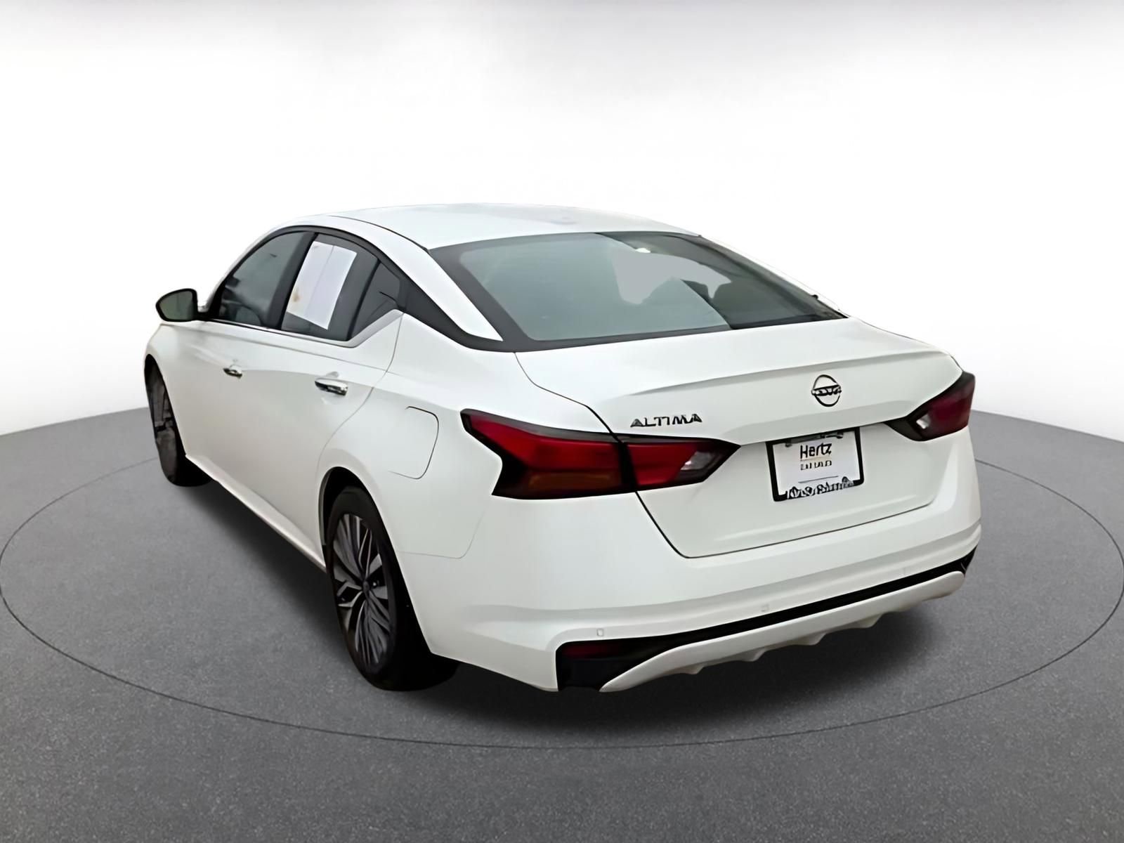 Thumbnail: 2025 Nissan Altima - 16