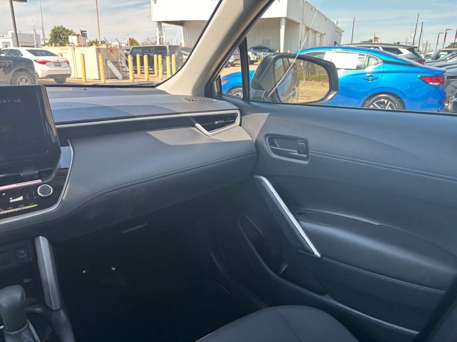 Thumbnail: 2025 Toyota Corolla Cross - 34