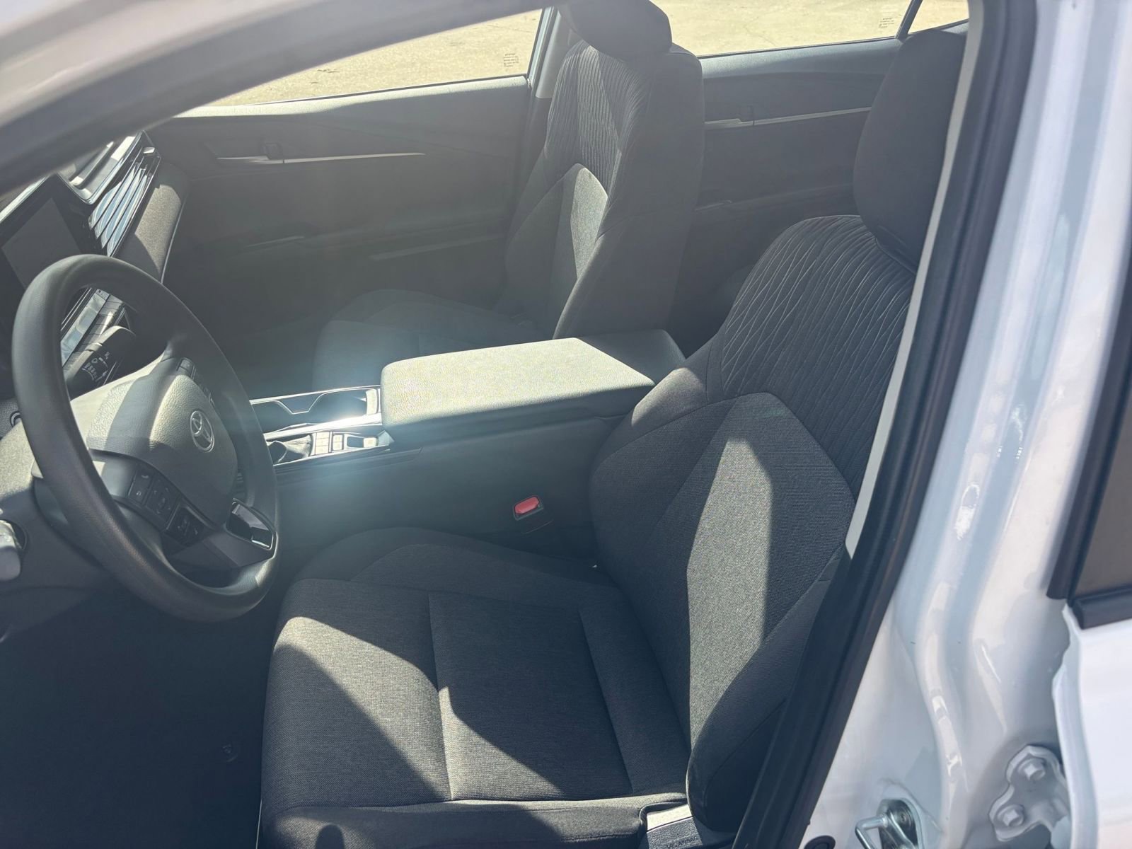 Thumbnail: 2025 Toyota Camry - 24