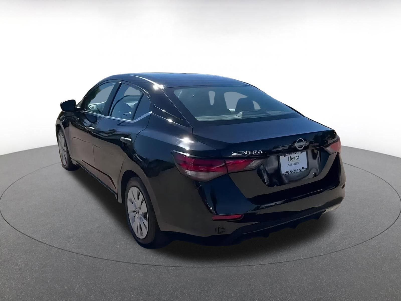 Thumbnail: 2025 Nissan Sentra - 11