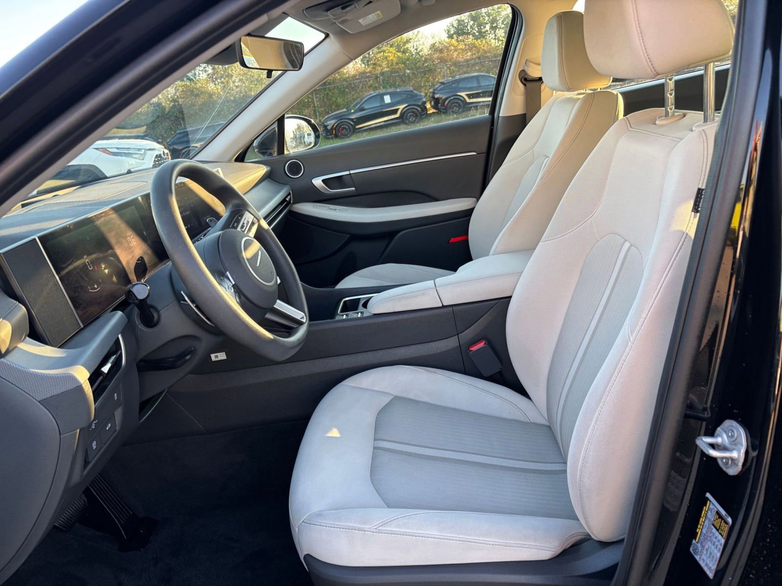 Thumbnail: 2025 Hyundai Sonata - 25