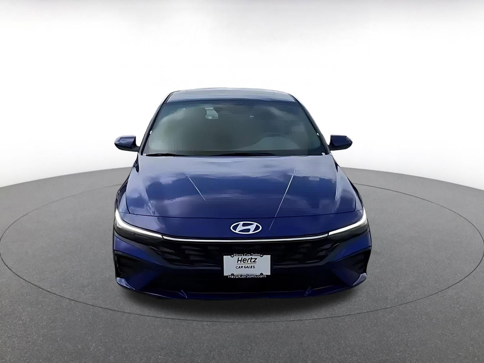 Thumbnail: 2025 Hyundai Elantra - 4