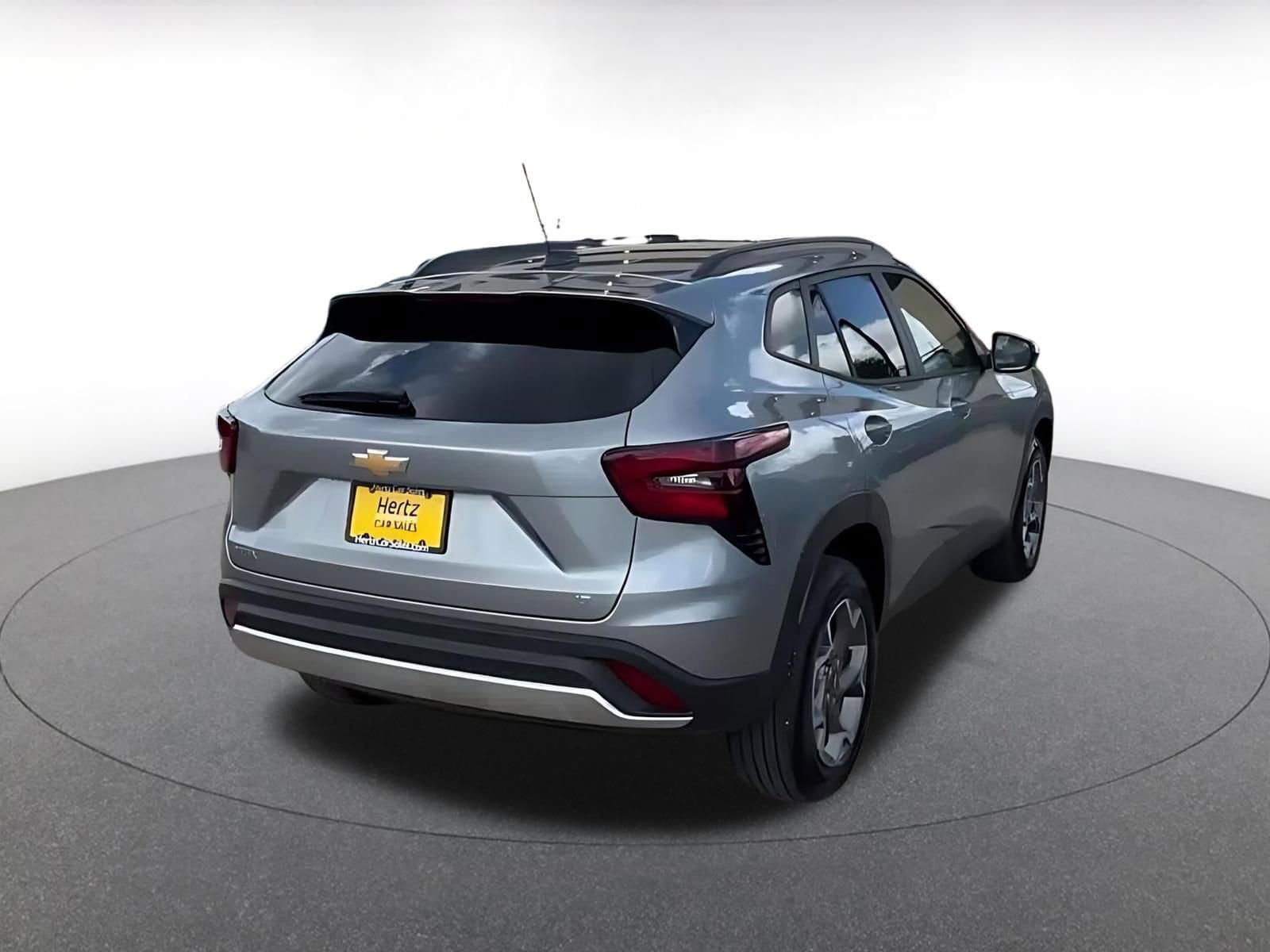 Thumbnail: 2025 Chevrolet Trax - 15