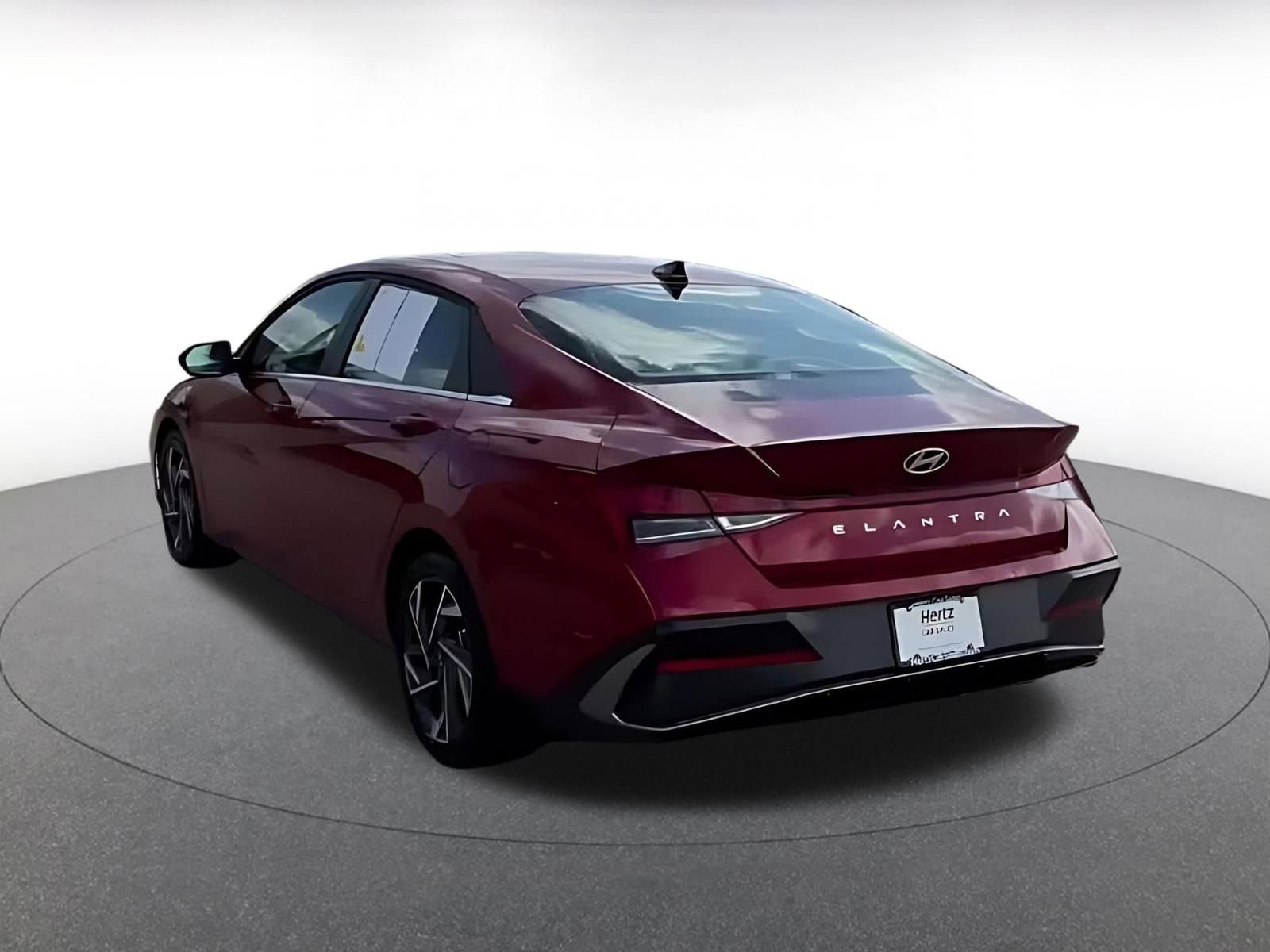 Thumbnail: 2025 Hyundai Elantra - 10