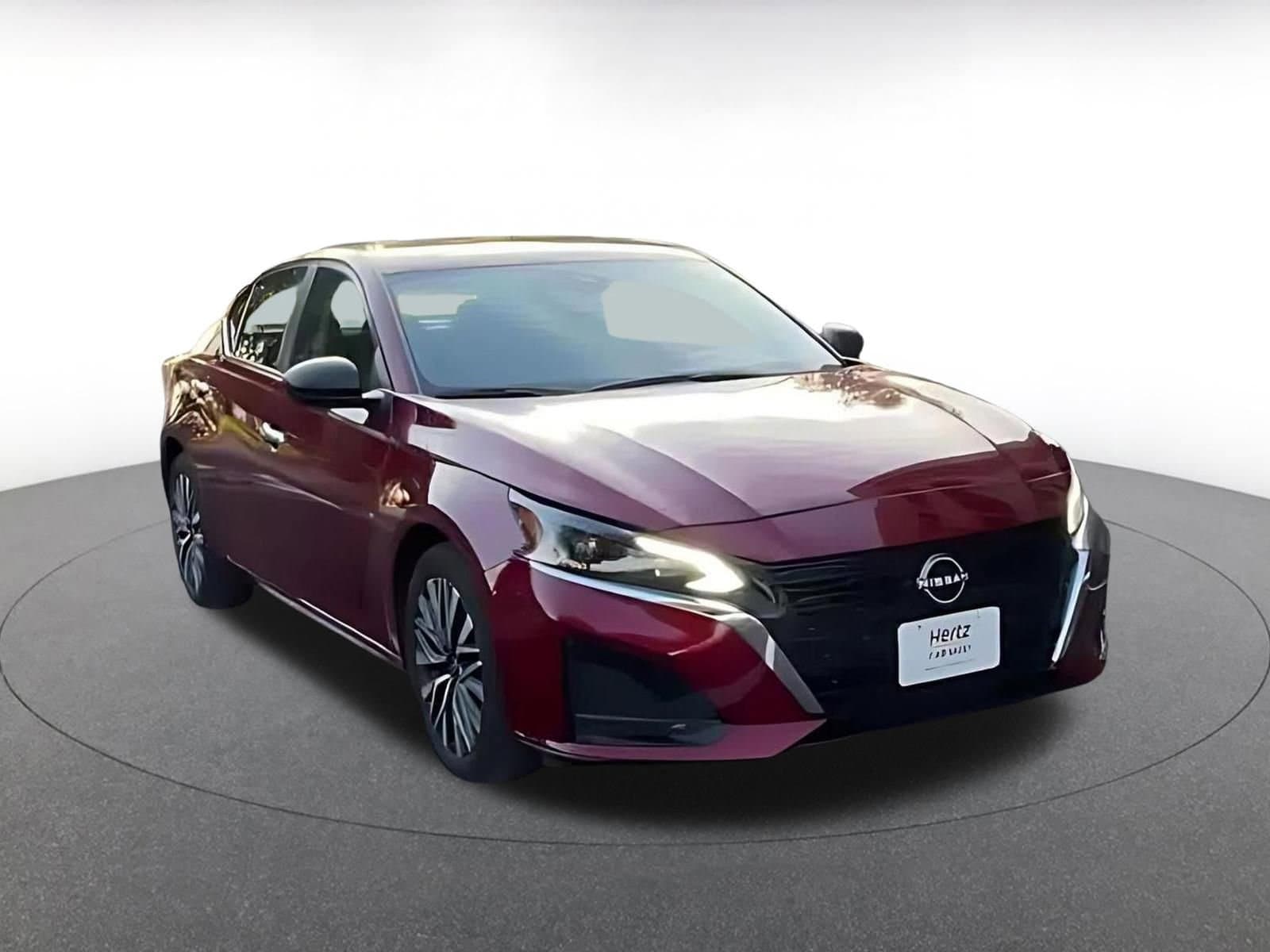Thumbnail: 2025 Nissan Altima - 3