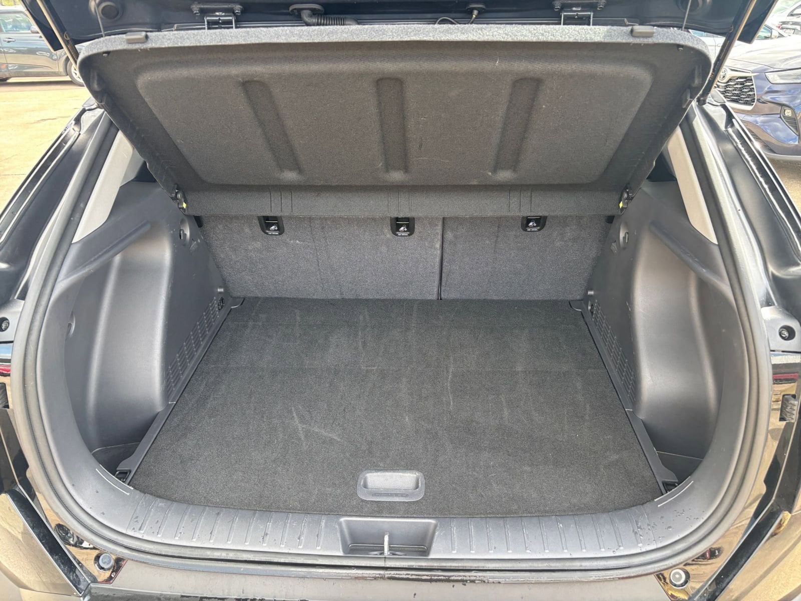 Thumbnail: 2025 Hyundai Kona - 32