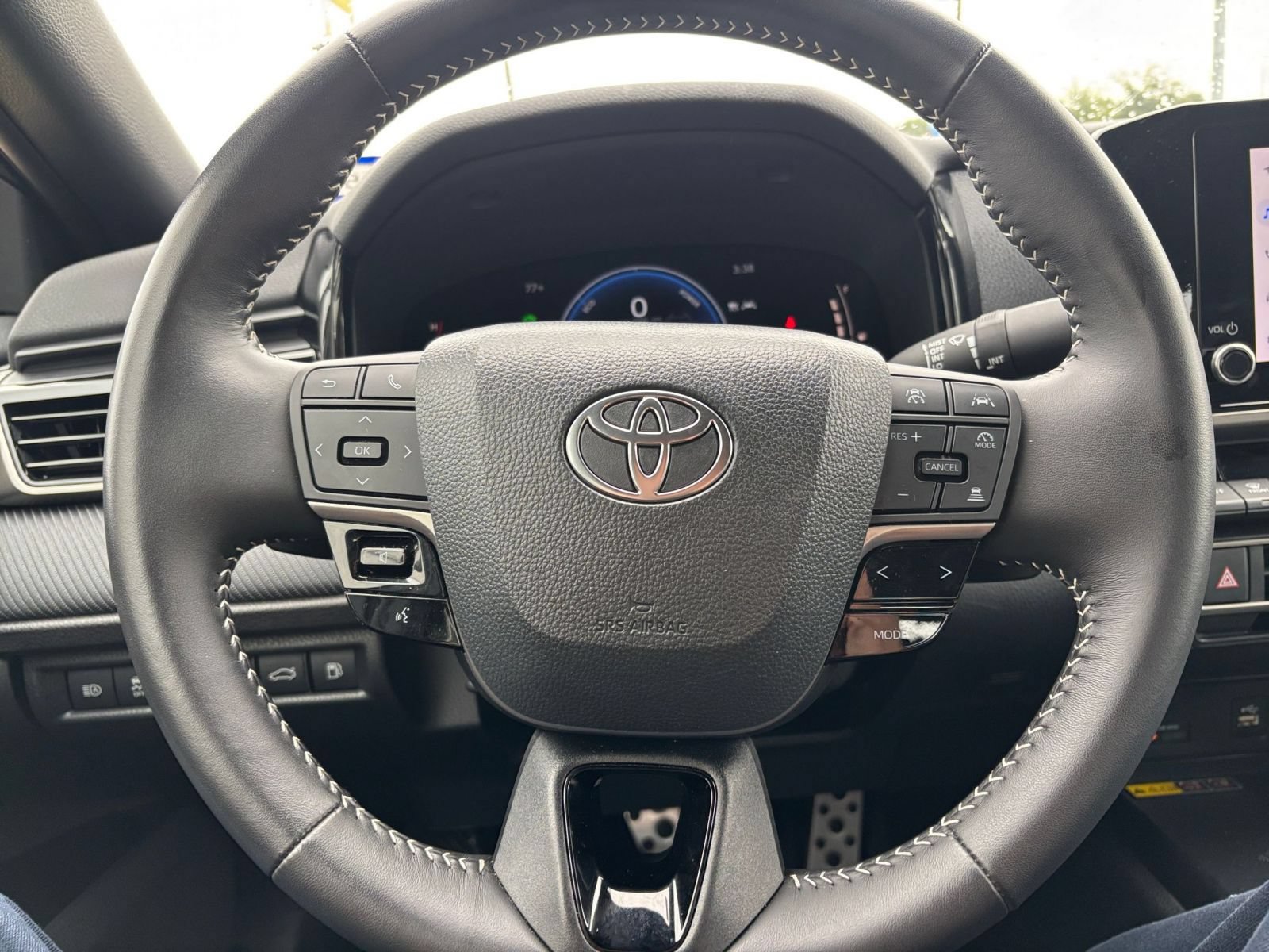 Thumbnail: 2026 Toyota Camry - 28
