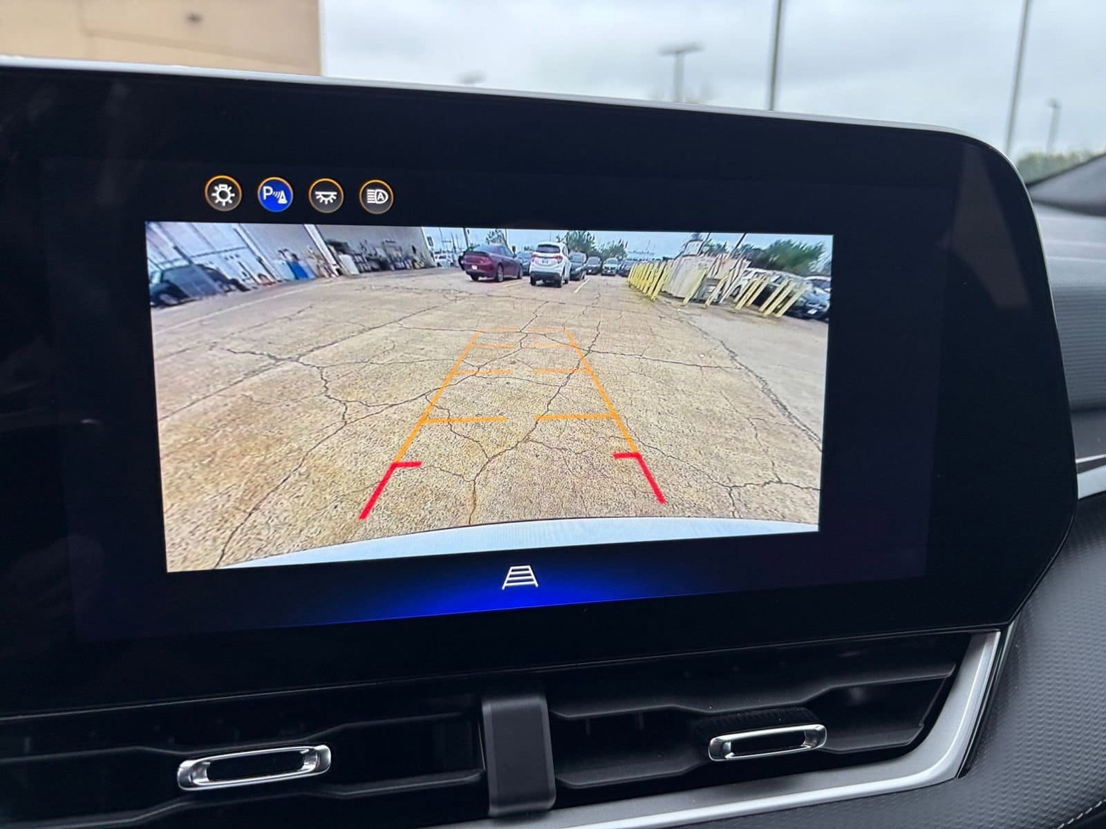 Thumbnail: 2025 Chevrolet Equinox - 17