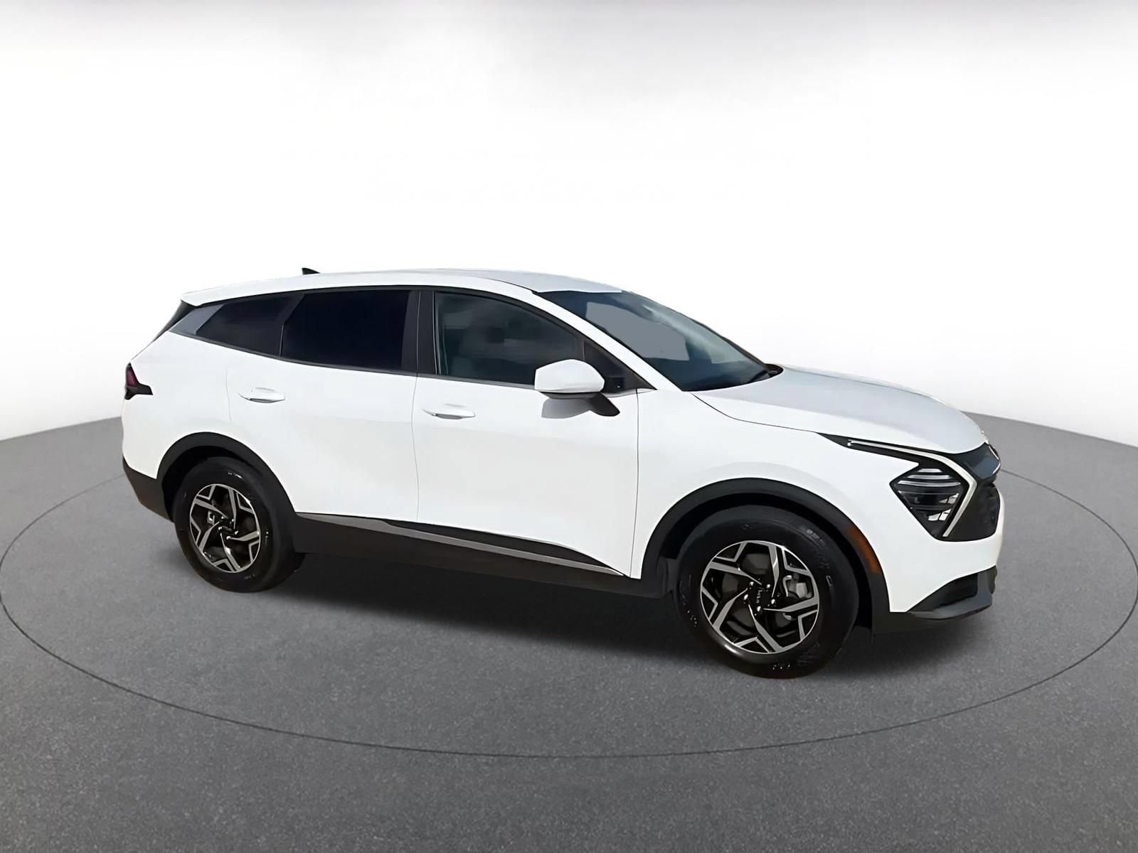 Thumbnail: 2025 Kia Sportage - 2