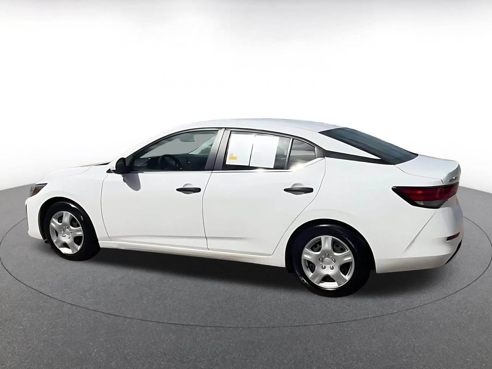 Thumbnail: 2025 Nissan Sentra - 8