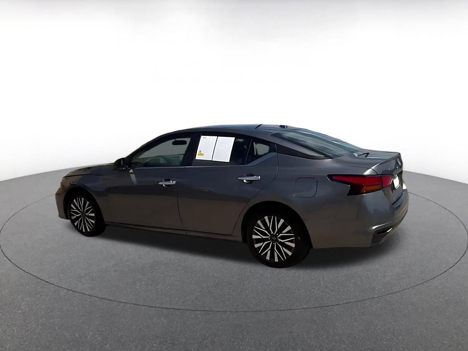 Thumbnail: 2025 Nissan Altima - 11