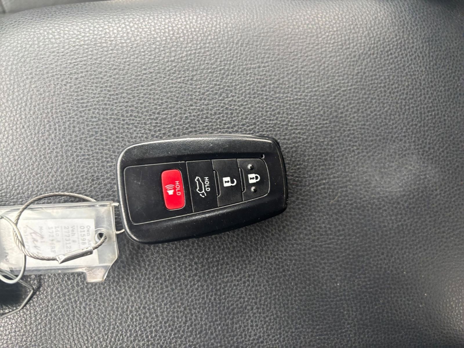 Thumbnail: 2025 Toyota RAV4 - 22