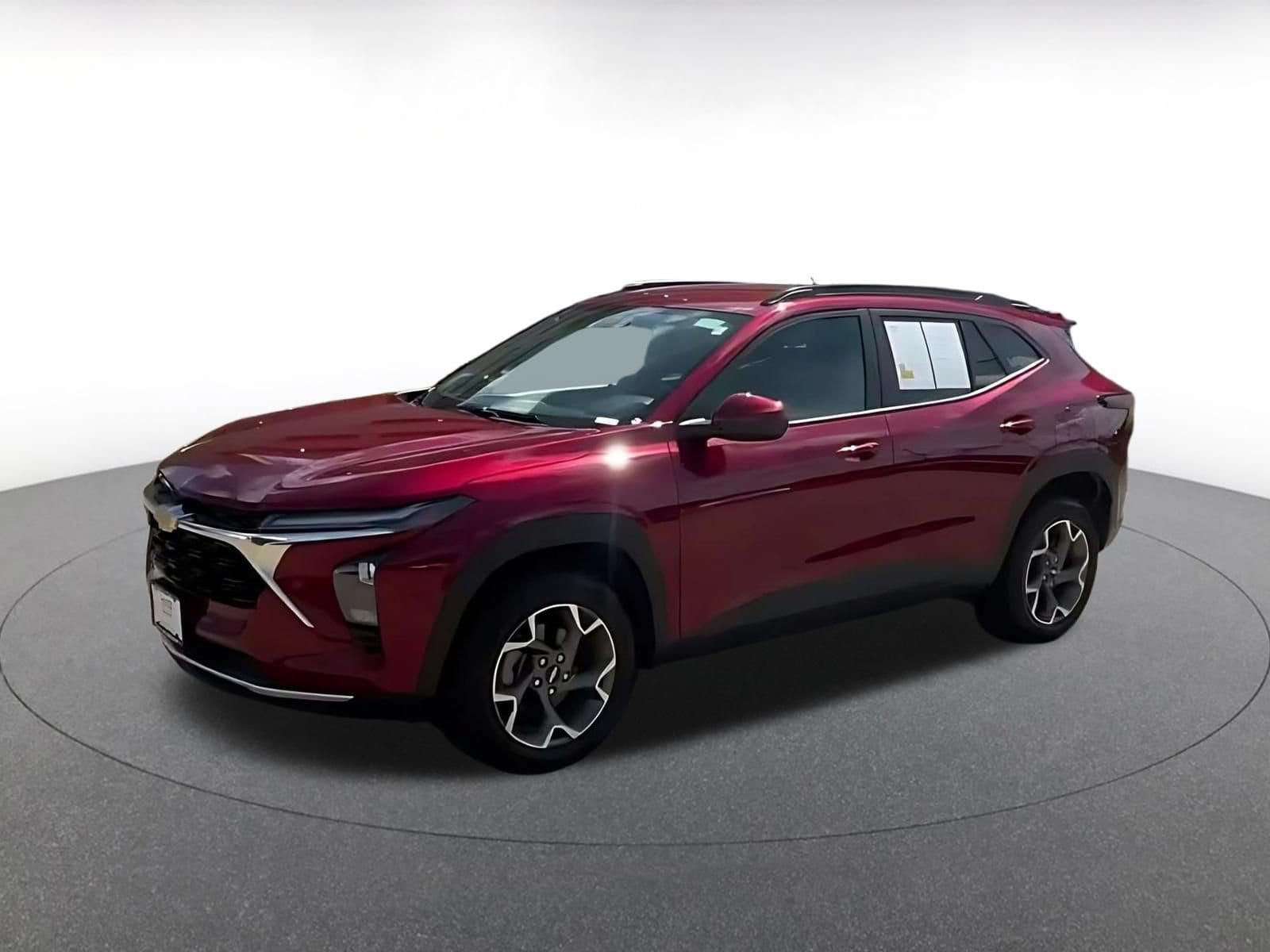 Thumbnail: 2025 Chevrolet Trax - 4