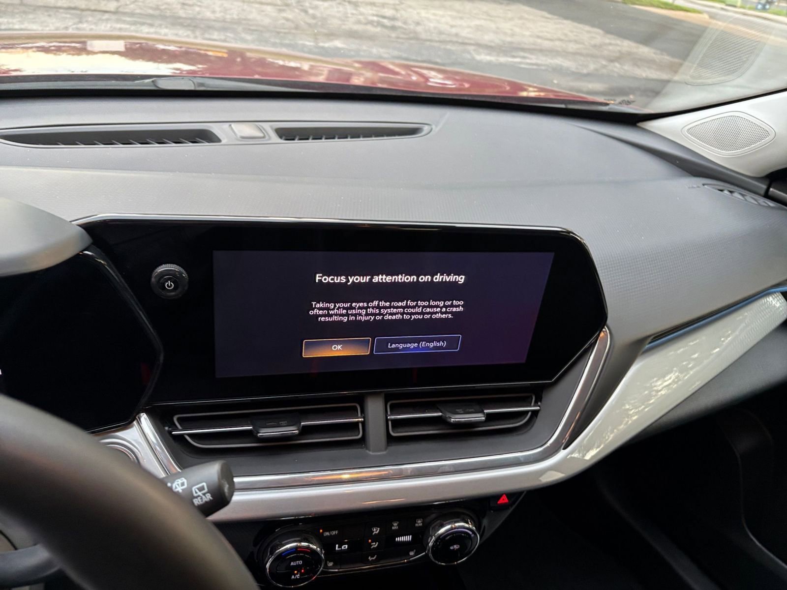 Thumbnail: 2025 Chevrolet Trax - 17