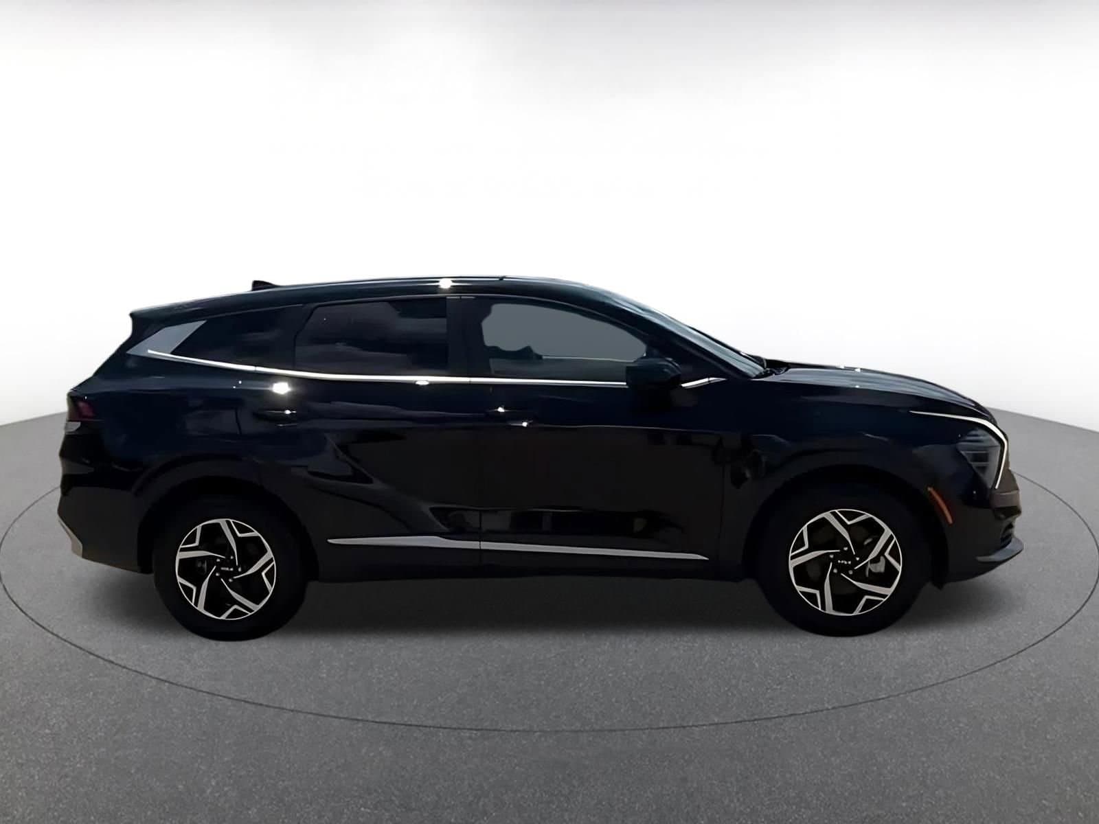 Thumbnail: 2025 Kia Sportage - 15