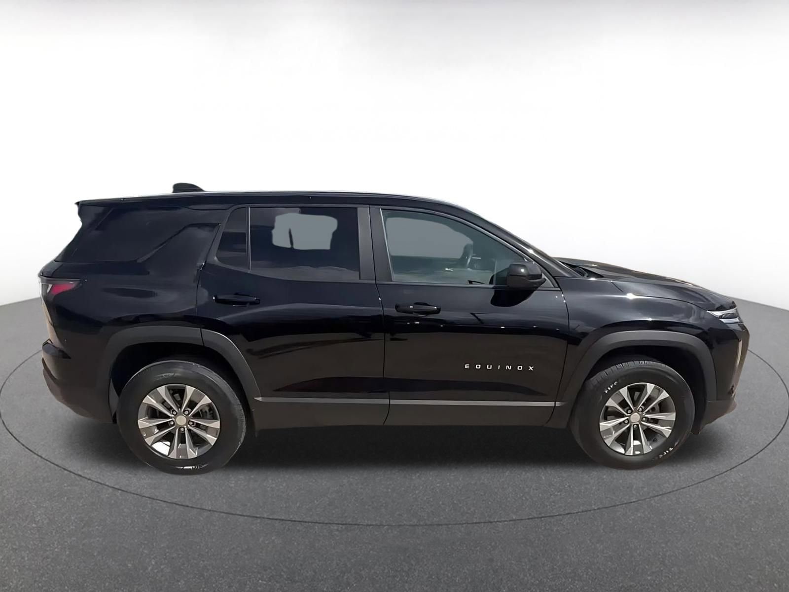 Thumbnail: 2025 Chevrolet Equinox - 16
