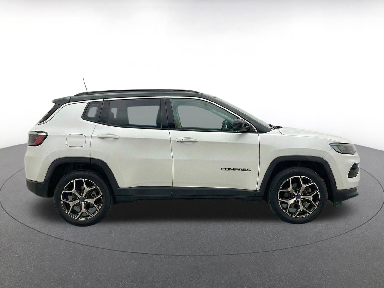 Thumbnail: 2025 Jeep Compass - 14