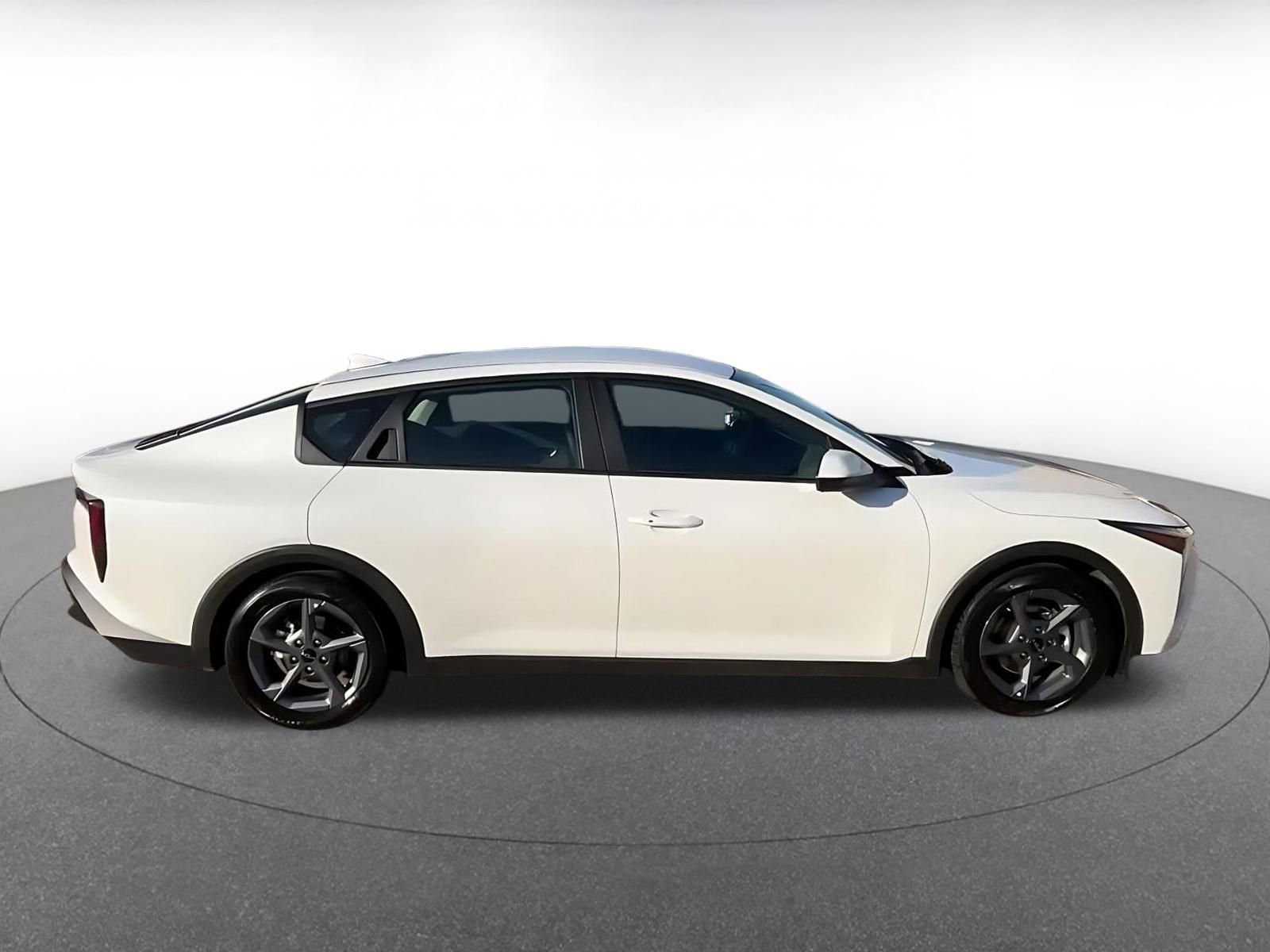 Thumbnail: 2025 Kia K4 - 15