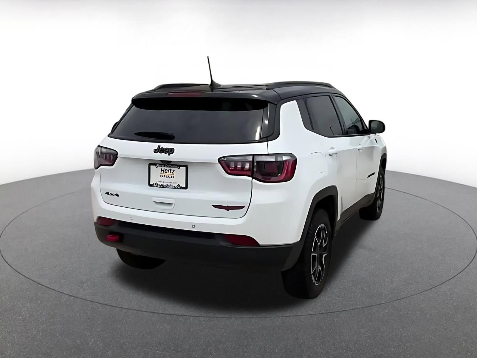 Thumbnail: 2025 Jeep Compass - 15