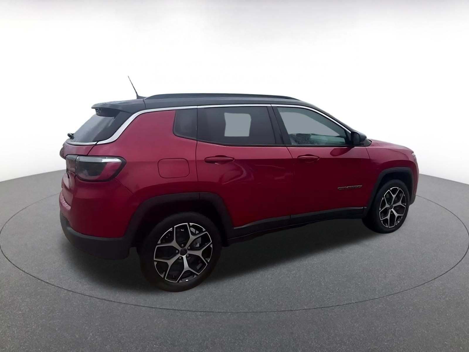 Thumbnail: 2025 Jeep Compass - 15