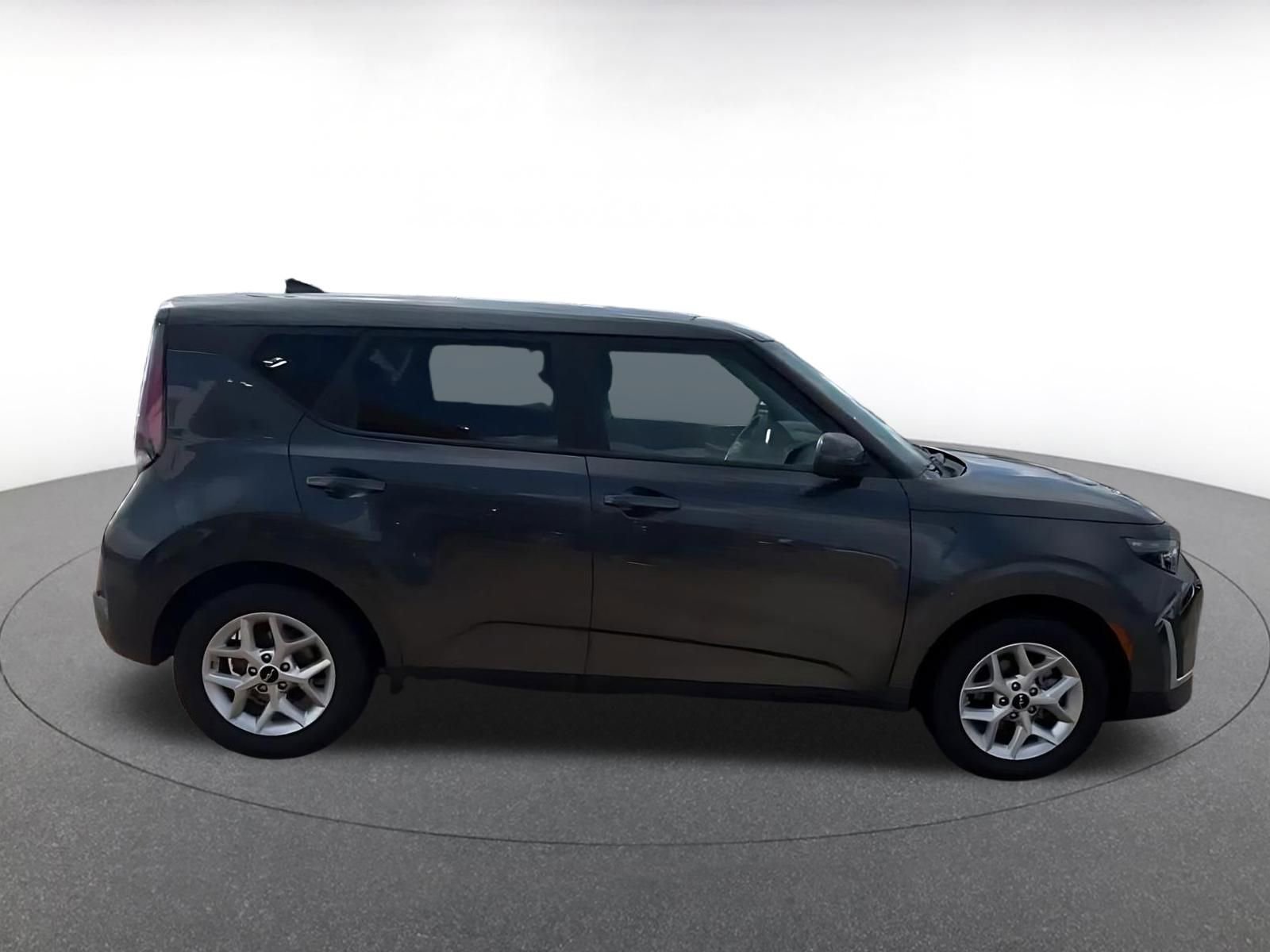 Thumbnail: 2025 Kia Soul - 16
