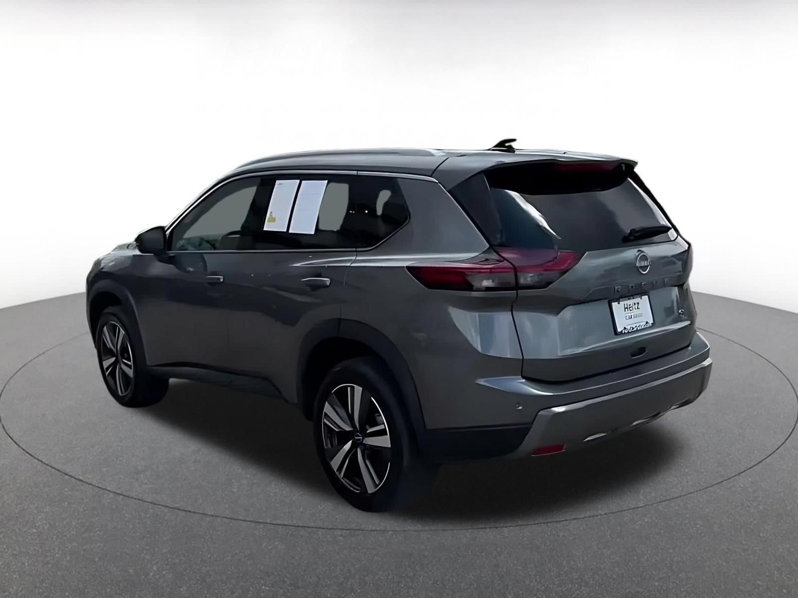 Thumbnail: 2026 Nissan Rogue - 10