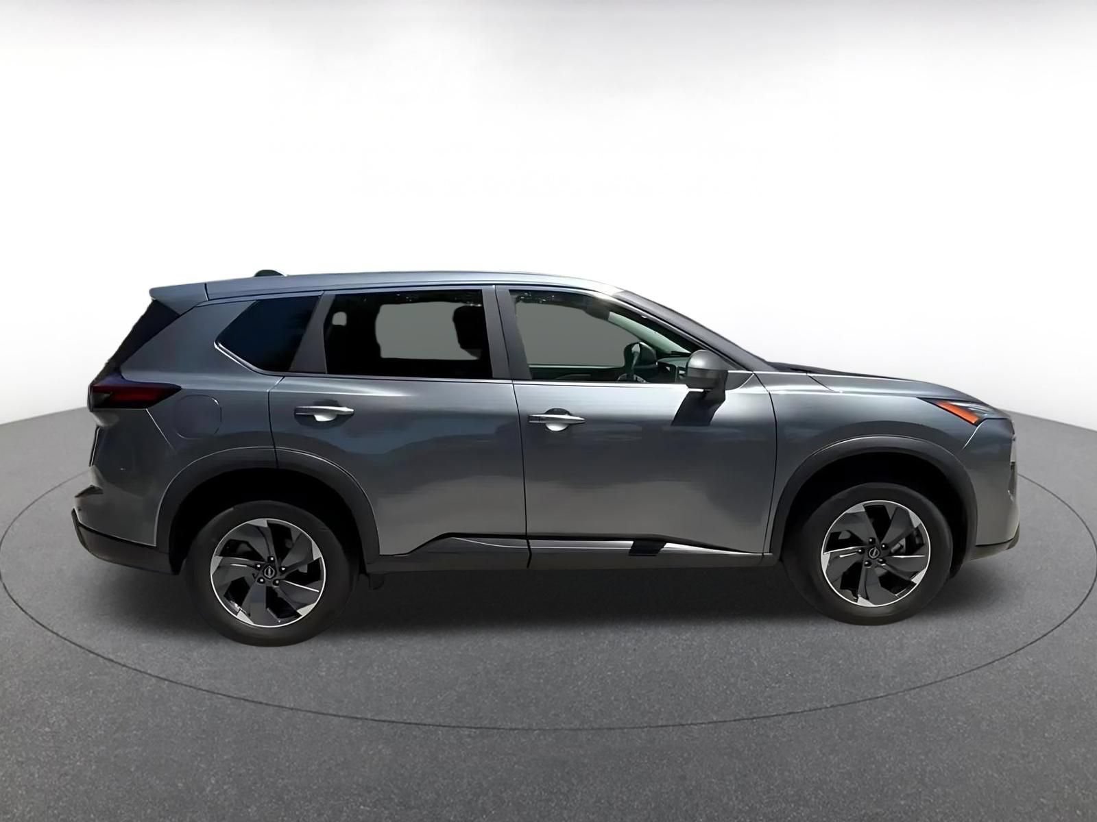 Thumbnail: 2025 Nissan Rogue - 15
