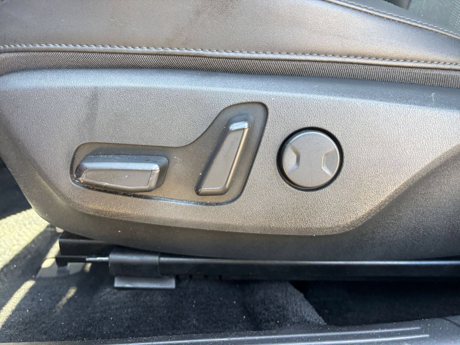 Thumbnail: 2024 Kia Niro - 27