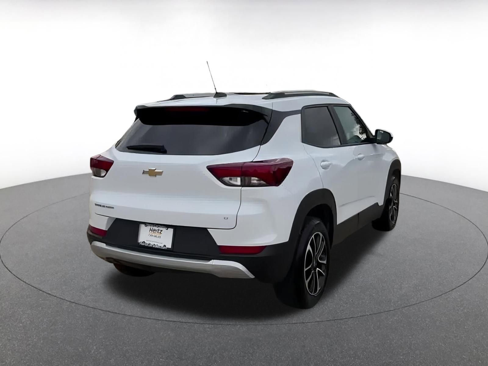 Thumbnail: 2025 Chevrolet TrailBlazer - 12