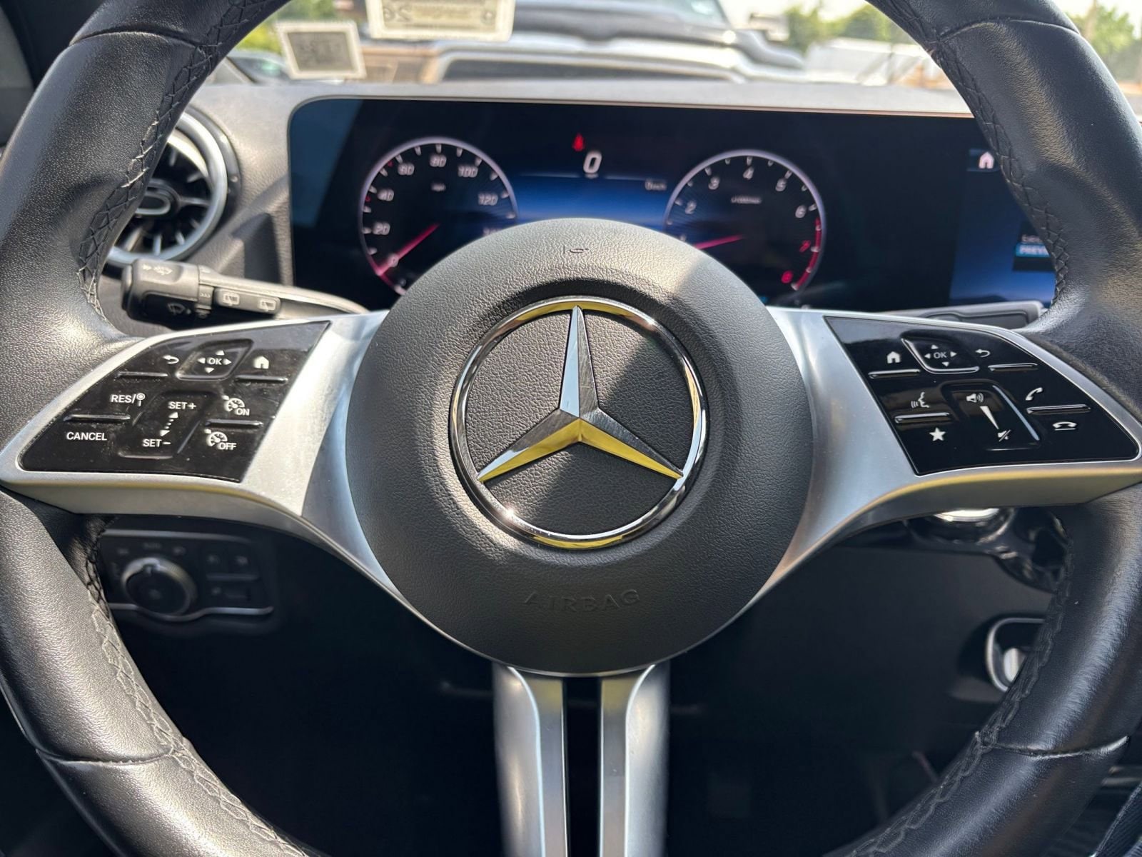 Thumbnail: 2025 Mercedes-Benz GLA - 29