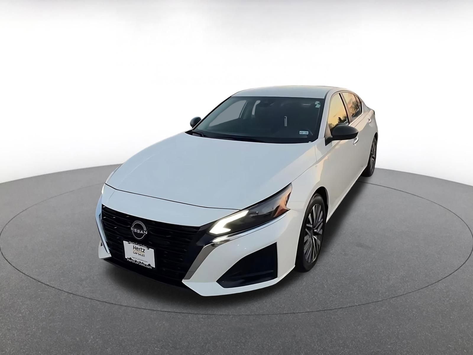 Thumbnail: 2025 Nissan Altima - 7