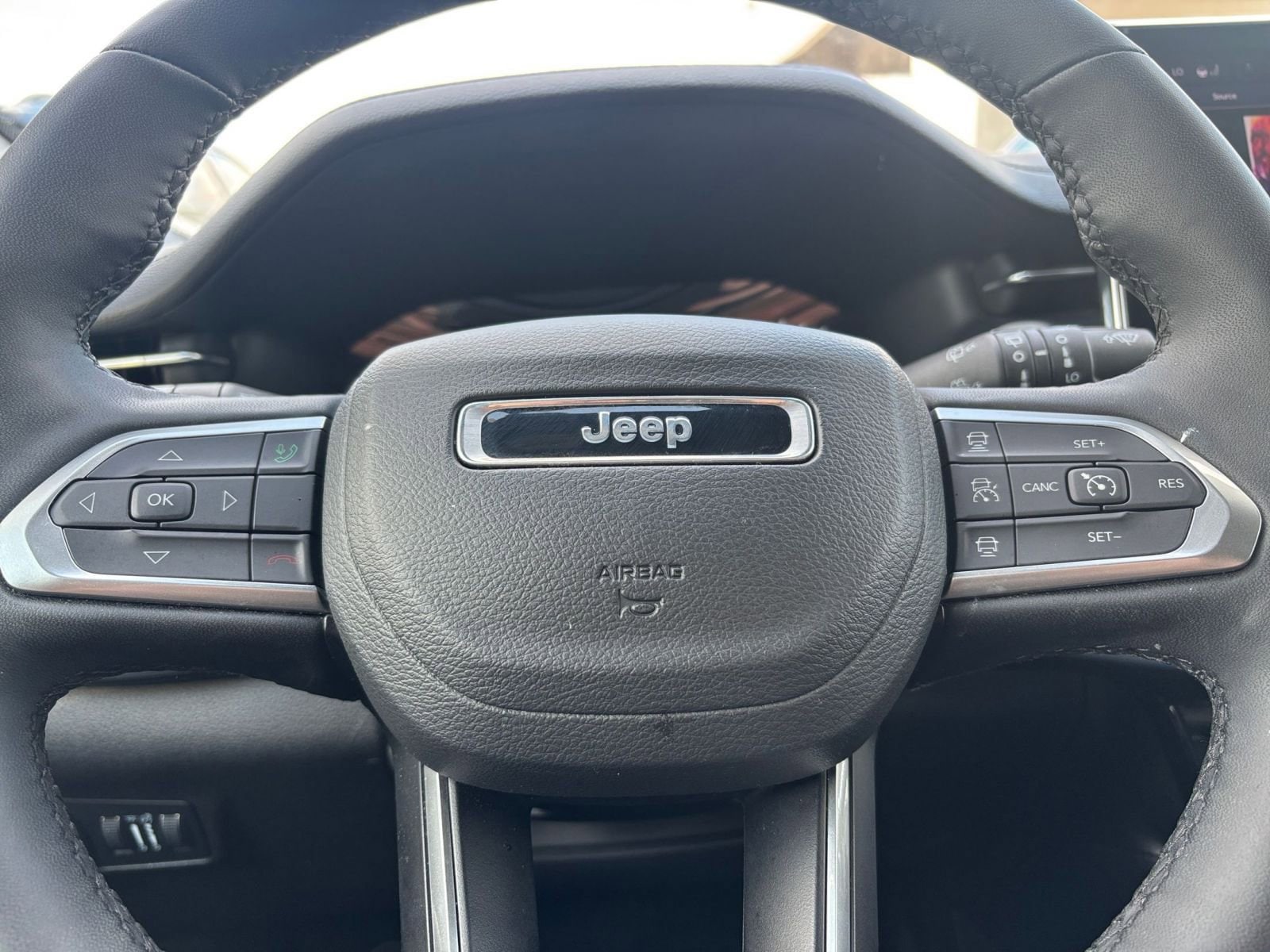 Thumbnail: 2025 Jeep Compass - 29