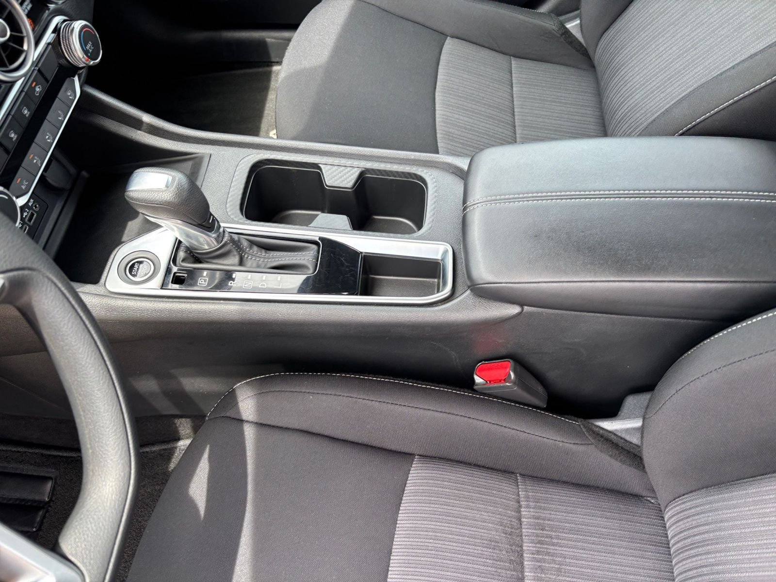 2024 Nissan Sentra SV 34