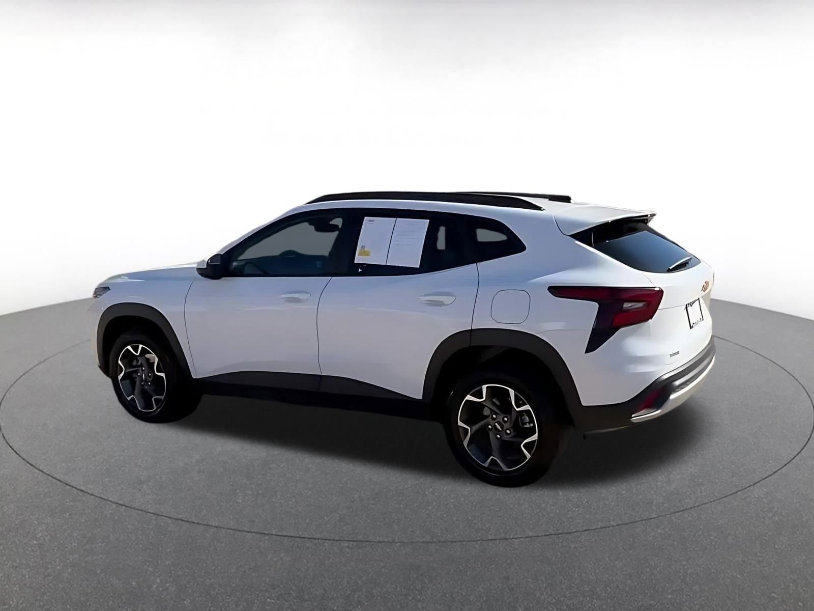 Thumbnail: 2025 Chevrolet Trax - 10