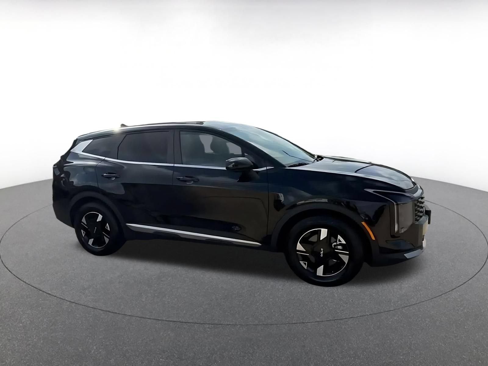 Thumbnail: 2026 Kia Sportage - 2