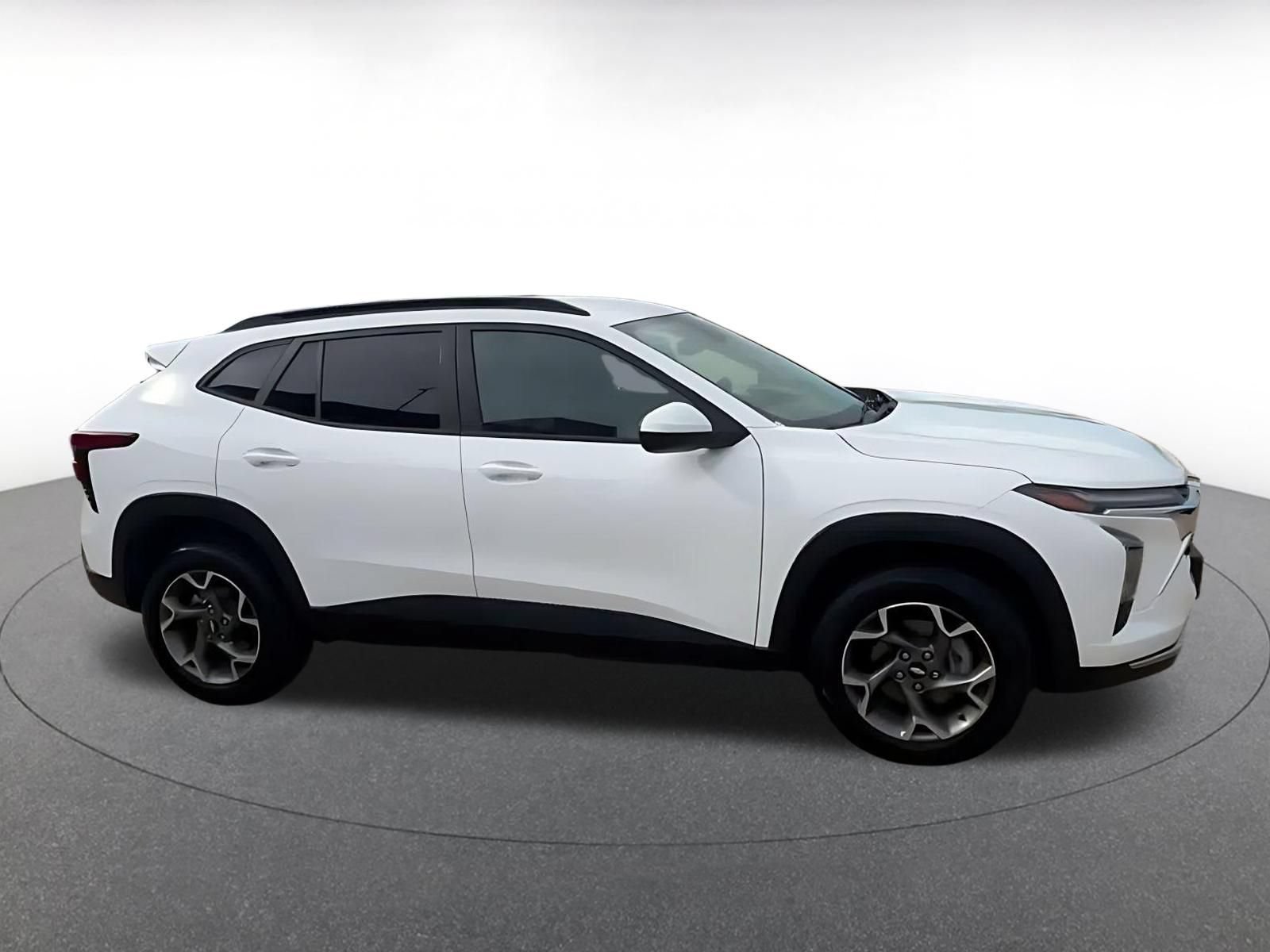 Thumbnail: 2025 Chevrolet Trax - 15