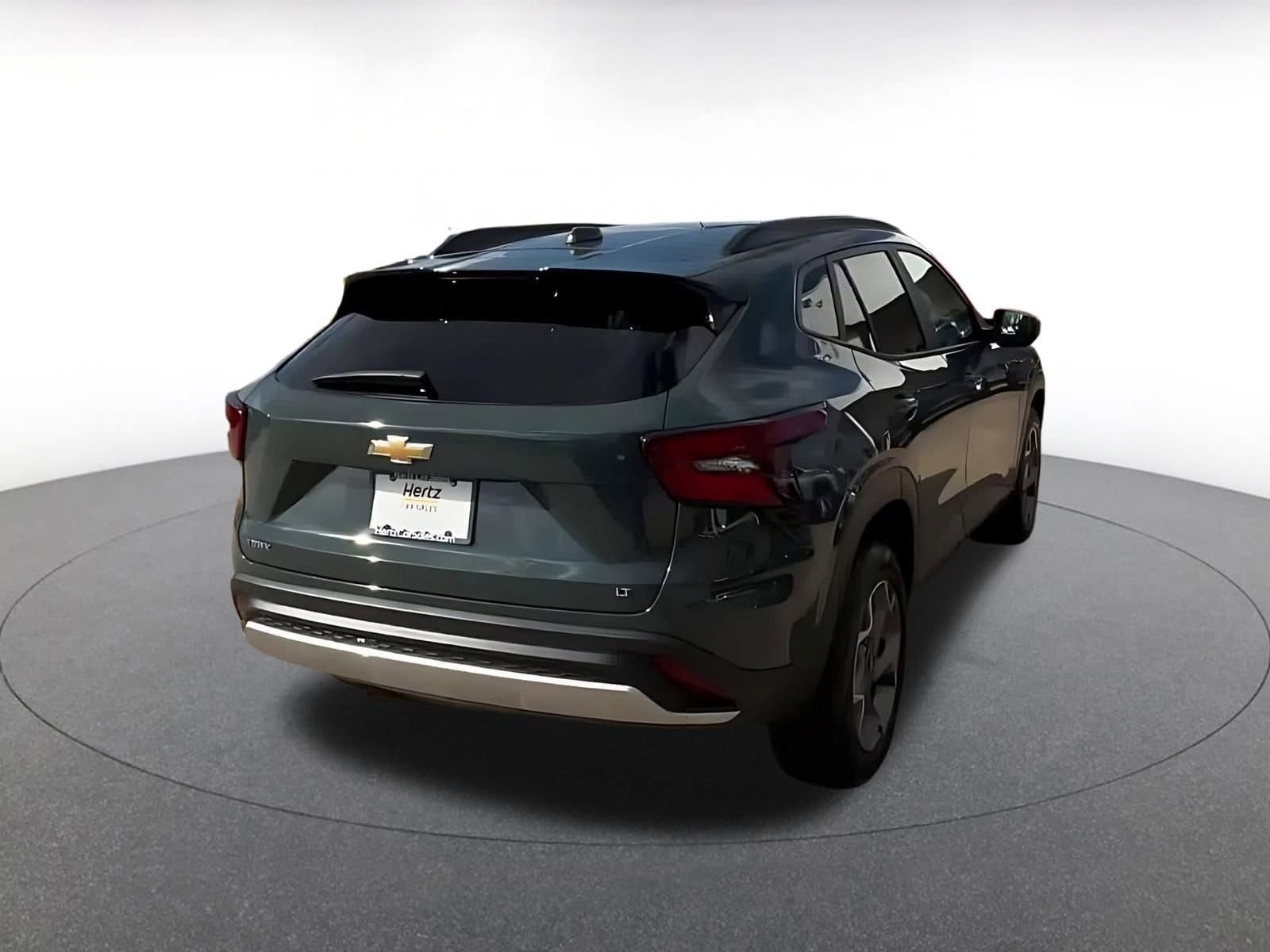 Thumbnail: 2025 Chevrolet Trax - 12