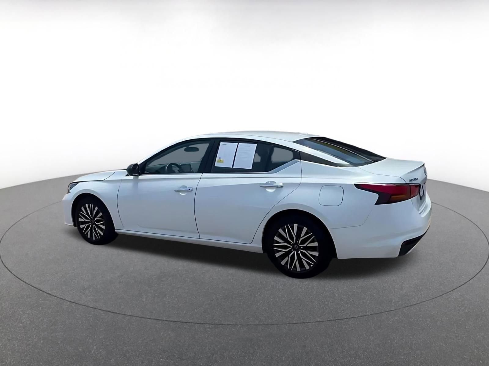 Thumbnail: 2025 Nissan Altima - 11