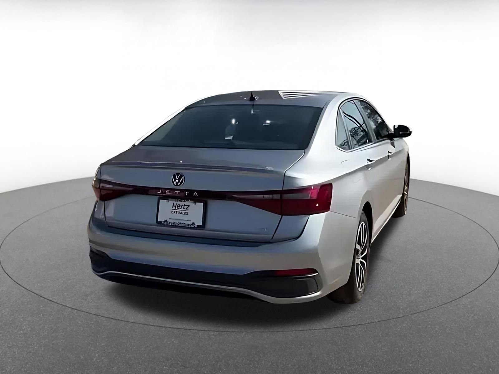 Thumbnail: 2025 Volkswagen Jetta - 14