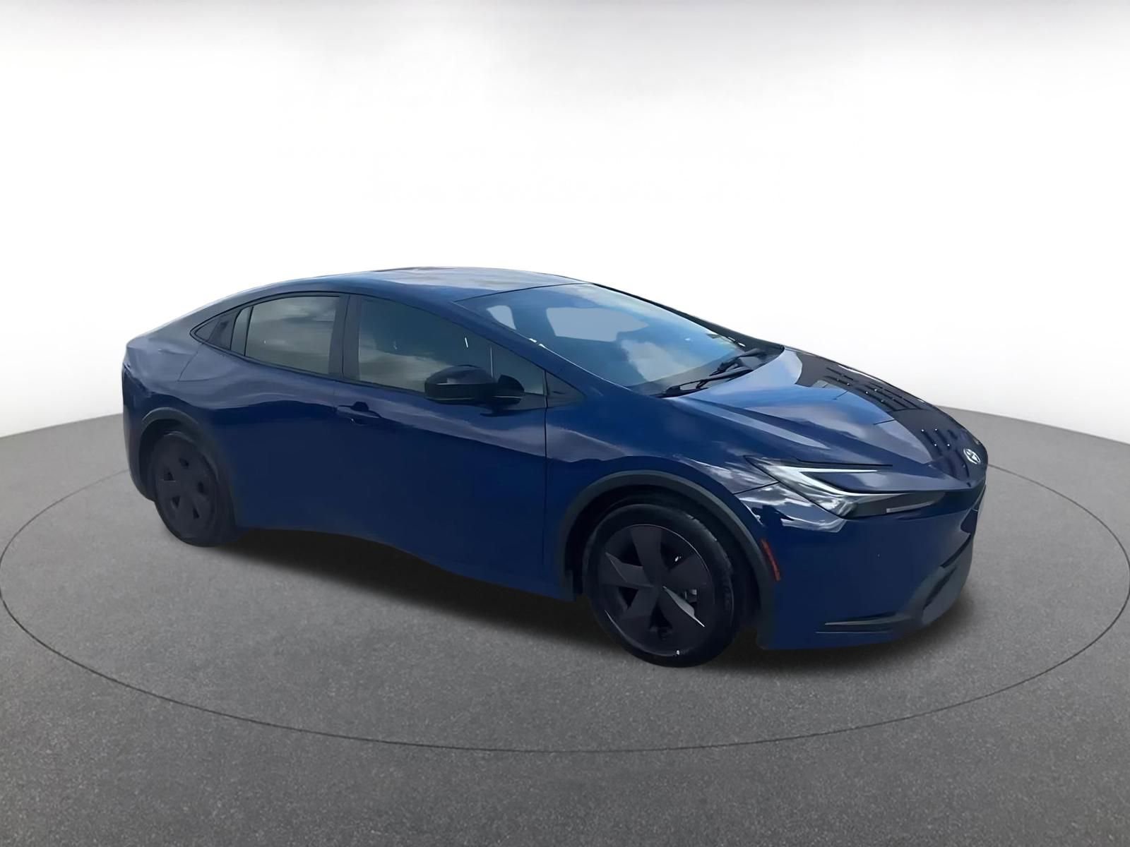 Thumbnail: 2025 Toyota Prius - 2