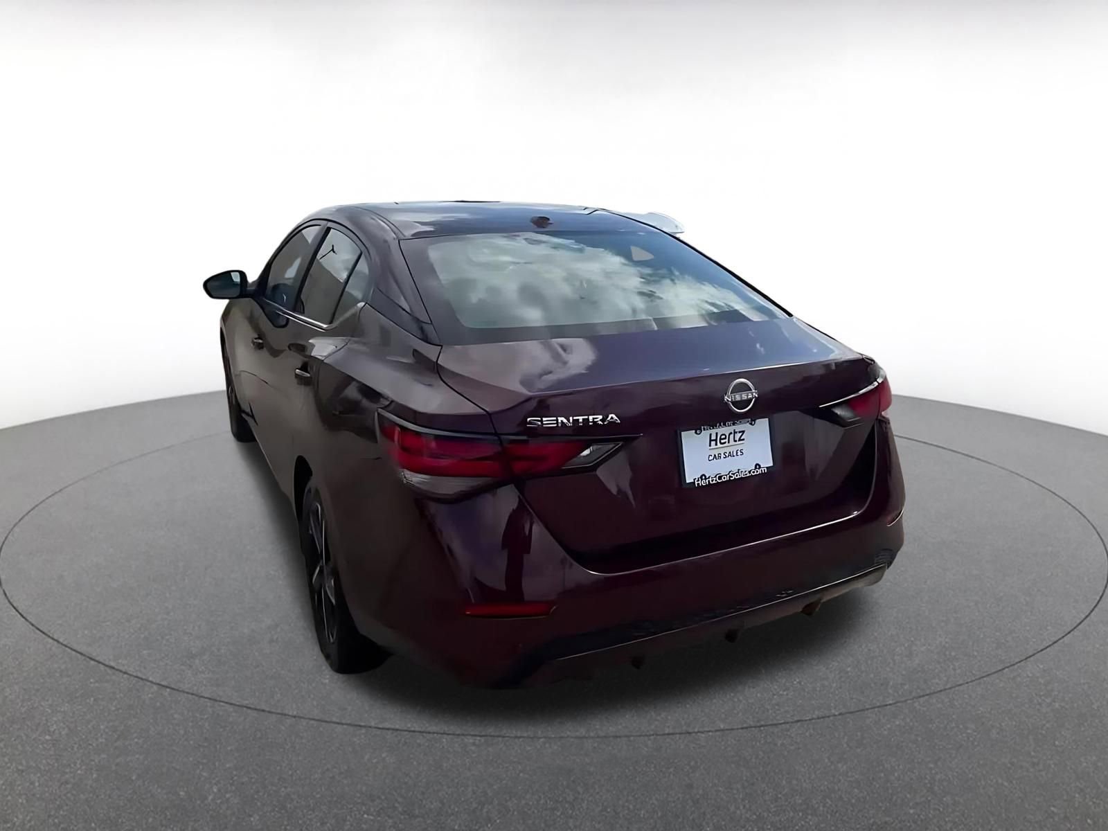 Thumbnail: 2025 Nissan Sentra - 10